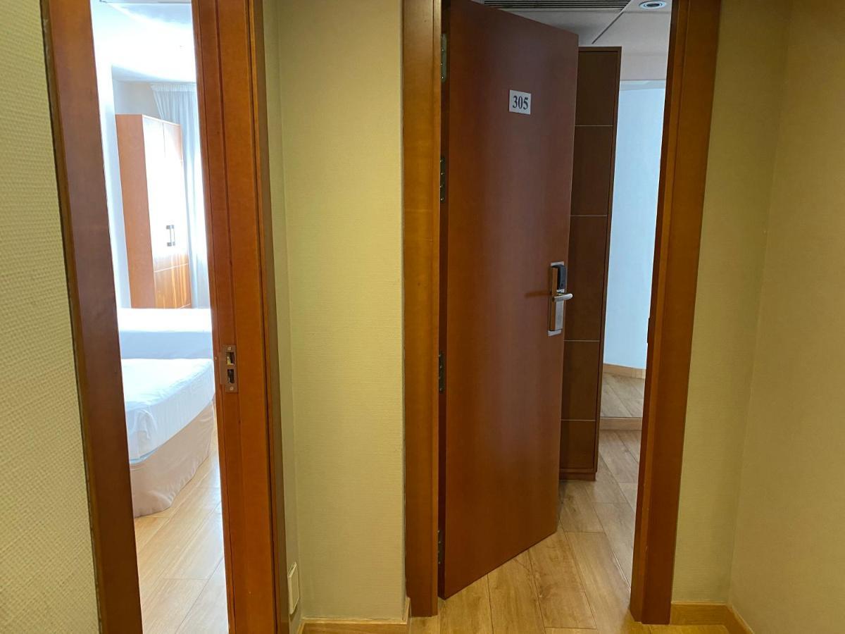 Duerming Longoria Plaza Hotel Oviedo Zewnętrze zdjęcie